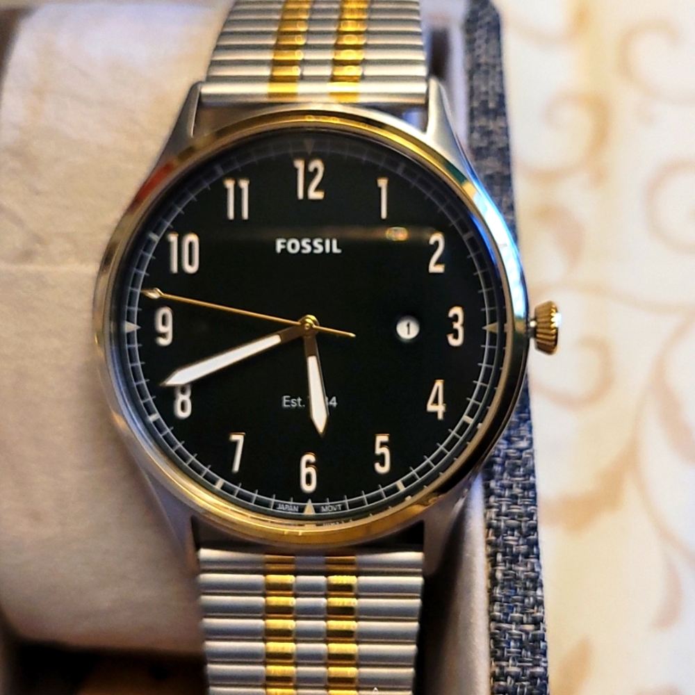 Mens green and gold fossil watch